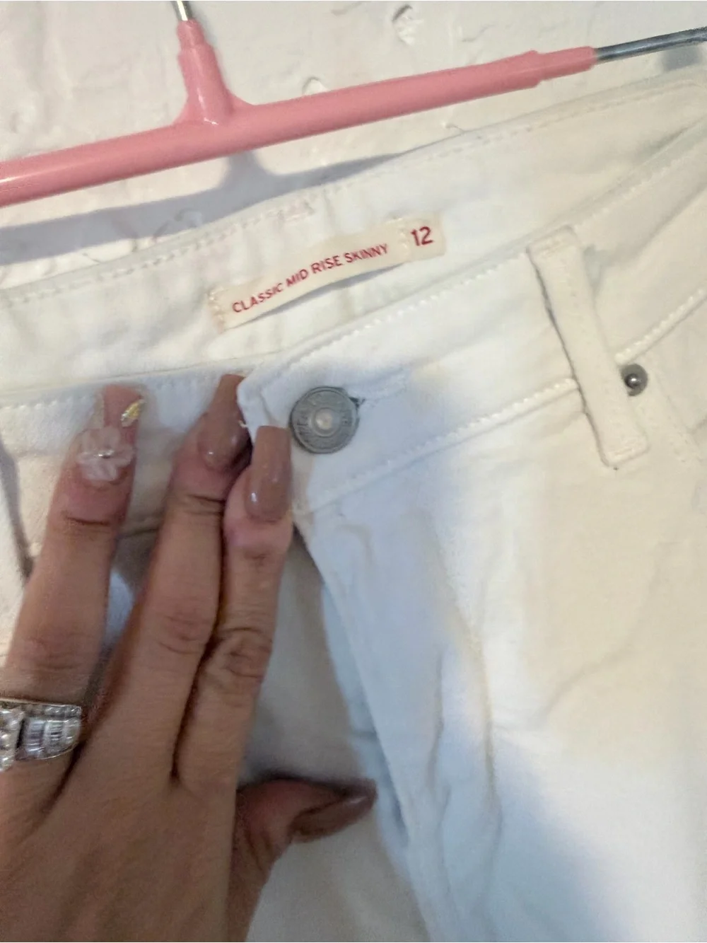 Levi’s 711 - Women’s White Slim Fit Jeans
